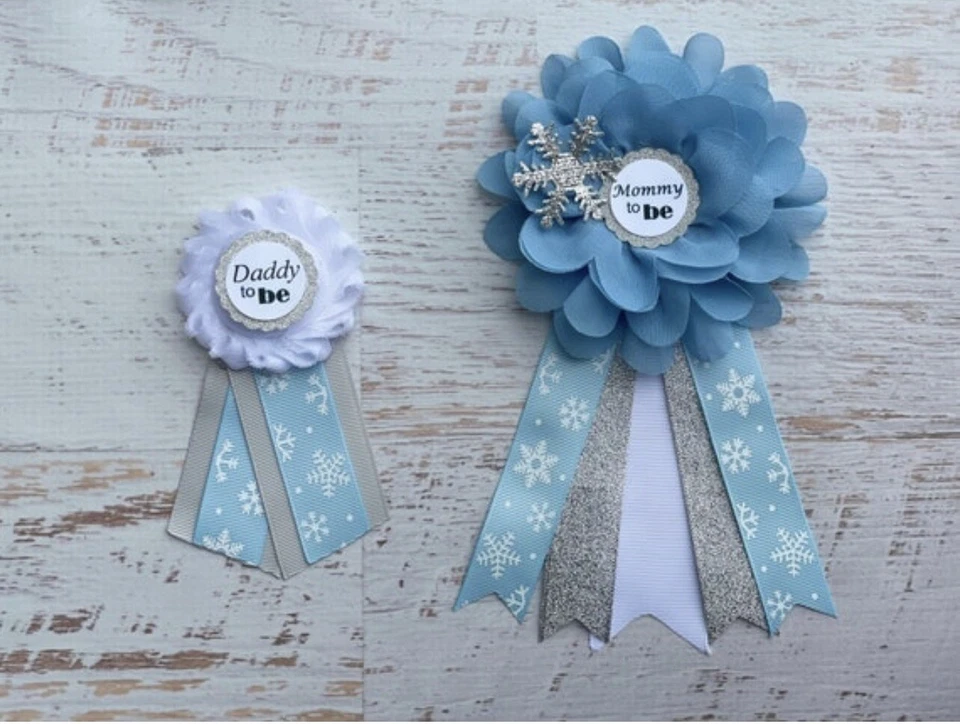 Juego de ramillete de baby shower copo de nieve azul, prendedor de ramillete de mamá a ser/papá a ser Foto 1 de 1