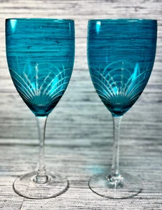 Set of 2 Teal Pavo Cut to Clear Hand Blown Glass Water Goblets By Pier 1 - Imagen 1 de 14