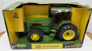 1/16 Ertl Farm Toy John Deere 8210 Tractor 15476 - Picture 1 of 10