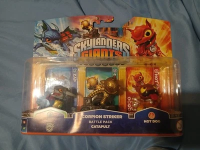 skylanders giants Battle Pack Contenant : Zap serie 2 , Scorpion Striker,Hot Dog - Photo 1/2