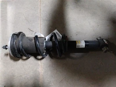 Передняя стойка для 2019–22 Sierra Silverado 1500 новый стиль без Trail Boss 2623164 - Изображение 1 из 4