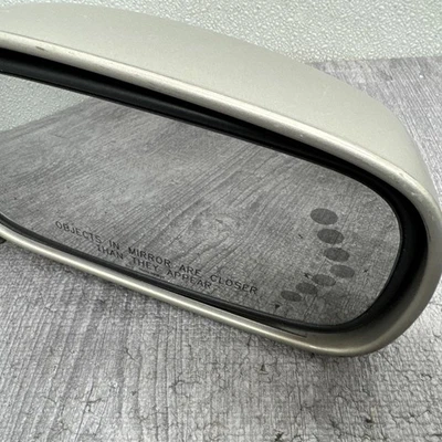 Cadillac DTS 2006-2008 OEM PUERTA LATERAL DERECHA PASAJERO ESPEJO RETROVISOR SEÑAL Foto 1 de 4