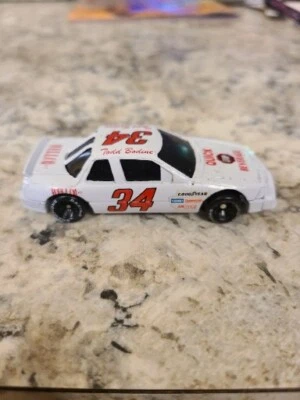 RC NASCAR ESCALA 1:64 1991 #34 TODD BODINE ¡BEBIDA RÁPIDA! 105 Foto 1 de 4
