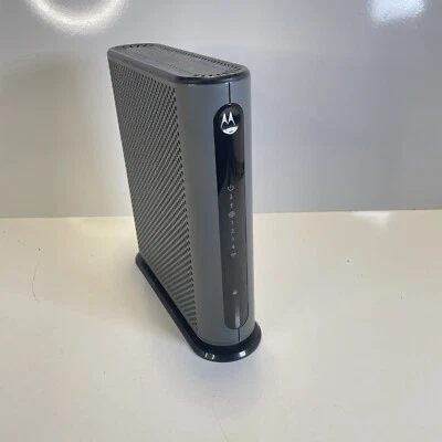Motorola MG7315 8x4 DOCSIS 3.0 Plus N450 Cable Modem Router - Image 1 of 4