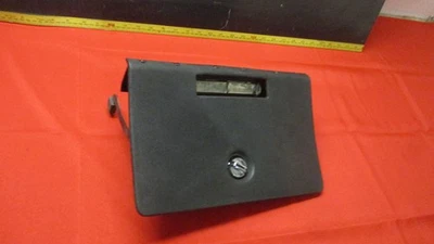 Pontiac Firebird 1970-1981 y puerta de guantera trans am con aire acondicionado Foto 1 de 4