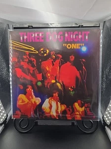 Three Dog Night “One” LP 1971 Reissue ABC/Dunhill 50048-S EX/EX - Picture 1 of 11