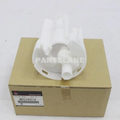 Filtro de tanque de combustible original Mitsubishi Montero 2001-2006 MR526974 Foto 1 de 2