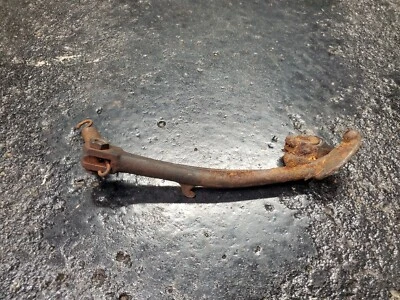 84 HONDA MAGNA VF1100C V65 VF1100 C SOPORTE LATERAL COMPLETO original  Foto 1 de 4