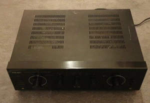 TEAC A-R610 Stereo Integrated Amplifier GWC Free Tracked Postage - Picture 1 of 3