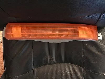 Левый парковочный фонарь на бампер для Lexus LS400 1993-1994 годов выпуска внутренний фонарь - Изображение 1 из 4