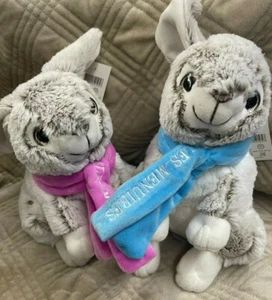 Lot de 2 Peluches Lapin( les menuires ) écharpes rose et bleu - Photo 1/2