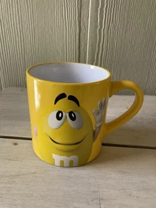 Tazza tazza caffè caramelle MARS ceramica arachidi gialle M&M 16 oz "Non la tua noce media" - Foto 1 di 7