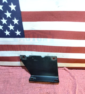 Harley-Davidson Sportster 1973-78 OEM lonchera tanque de aceite soporte de montaje inferior Foto 1 de 4