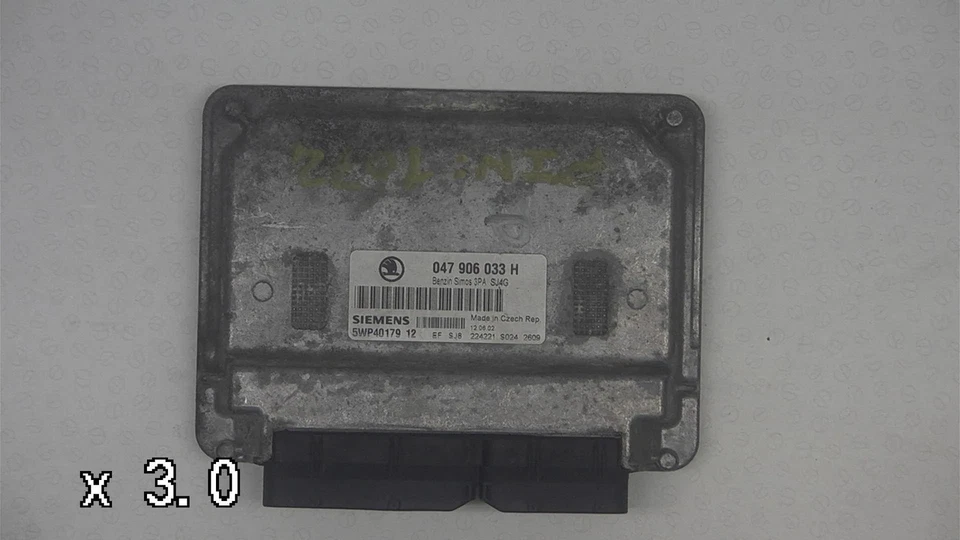 Centralina motore originale (ECU) SKODA FABIA I Combi (6Y5) 2002 - Immagine 1 di 1