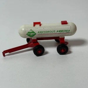 Ertl 1:64 Anhydrous Ammonia Tank Red Wagon Farm Toy - Picture 1 of 7