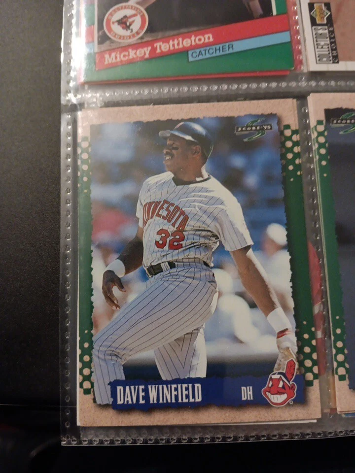 1995 Score - #80 Dave Winfield - Image 1 of 1
