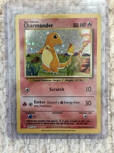 Charmander Holo 001/034 English Pokemon Trading Card Game Classic 2023 - Picture 1 of 3