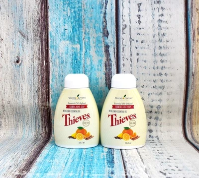 LOTE DE 2 - Jabón de manos espumoso Young Living Thieves 8 oz LEER DESCRIPCIÓN Foto 1 de 4