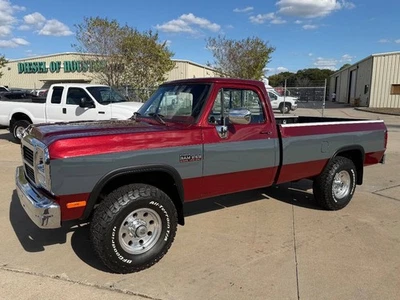 Dodge W-Series LE 1991 4X4 5 velocidades manual 12 V 5,9 L Cummins diésel Foto 1 de 4