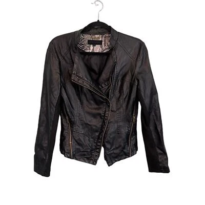 Chaqueta Steve Madden Mujer S Moto Cuero Sintético Motociclista Corredor Cremallera Cuello Simulado Negra Foto 1 de 4