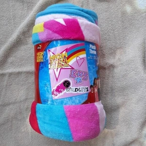 Coperta musicale scuola superiore HSM morbida peluche lancio NUOVO 50" x 60" Zac Efron Troy - Foto 1 di 4