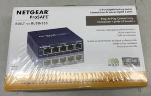 Netgear GS105 V5 Prosafe 5 Port Gigabit Switch WITH POWER ADAPTER - Picture 1 of 3