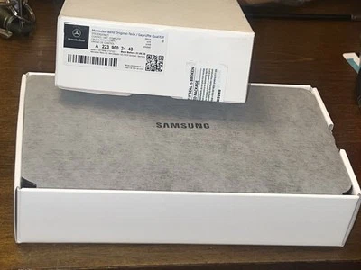 Tableta arrastre asiento trasero mercedes-benz   Foto 1 de 4