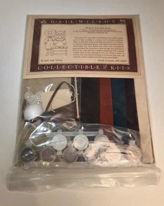 Vintage Gail Wilson Museum Folk Doll Serie Kit 8" Stoffpuppen - Bild 1 von 1