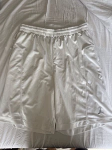 Jordan Basketball Shorts Size XL - Picture 1 of 4