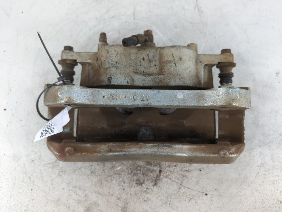 Pinza de freno derecha pasajero trasero Ford F-150 2015-2018 QA5O8 Foto 1 de 4