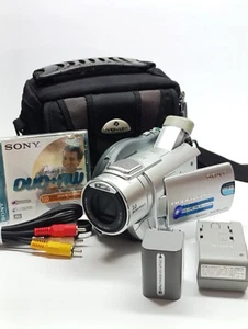 Sony Handycam DCR-DVD405E Digital Video Camera Recorder Mini DVD - TESTED - Picture 1 of 10