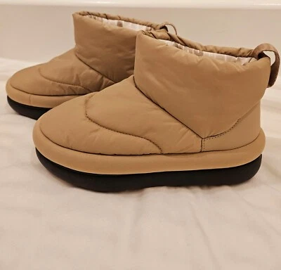 NUEVO UGG TALLA 9 MUJER CLÁSICO MAXI MINI MOSTAZA SEMILLA PIEL DE OVEJA BOTAS VIETNAM  Foto 1 de 4