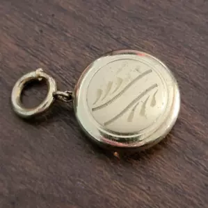 Vintage Gold Tone Pocket Watch Spring Ring Fob - Picture 1 of 7