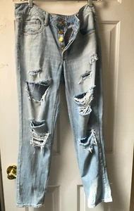 Women's American Eagle Medium Wash Ripped Button Fly Skinny Tomgirl Jeans sz 4 - Picture 1 of 11
