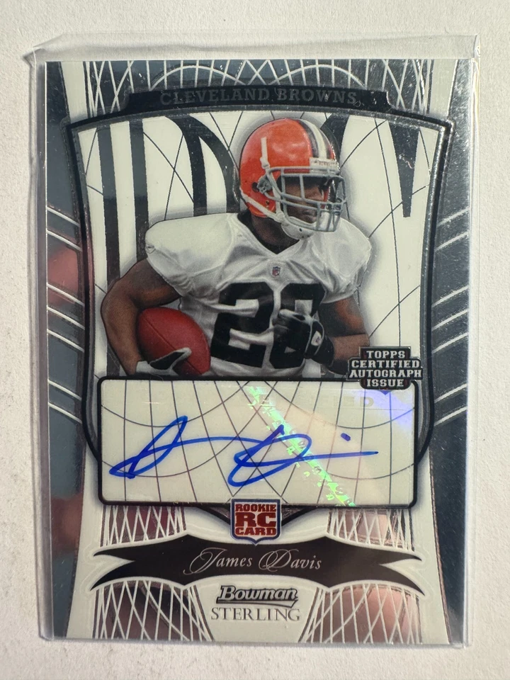 K272,259 - 2009 Bowman Sterling #119 James Davis Auto #/999 RC - Image 1 of 1