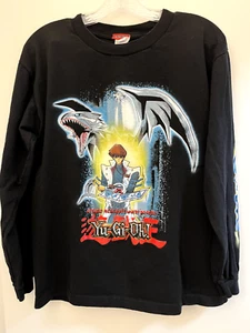 Vintage 1996 Yu-Gi-Oh Attack Occhi Blu Drago Bianco, Camicia Nera, Gioventù XL - Foto 1 di 9