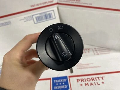 Volkswagen Jetta 2002 | Interruptor de luz principal - OEM 1C0 941 531 Foto 1 de 4