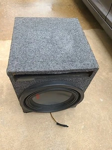R Alpine Subwoofer speakers - Picture 1 of 3