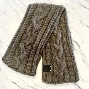 NWT Michael Kors Handknit Cable Scarf Brown Knit One Size Rectangle Shaped - Picture 1 of 5
