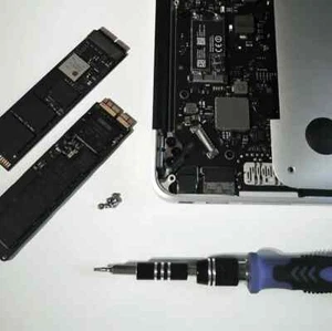 SSD da 128GB per Apple MacBook AIR 11" 13" 2012 A1466 A1465 + macOS ✅Rivenditore✅IVA✅ - Foto 1 di 1