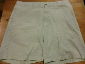 Vineyard Vines Seersucker Club Shorts, EUC - 38, 9” Ins. - Green - Picture 1 of 8