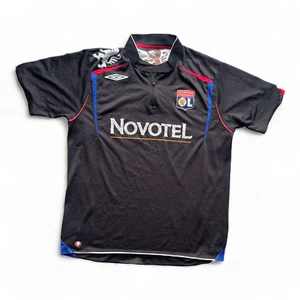 UMBRO OLYMPIQUE LYONNAIS 2006/07 AUSWÄRTS Fußballshirt Vintage selten Fußball groß - Bild 1 von 8