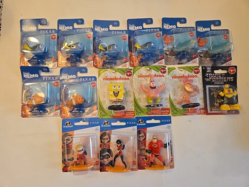 Mini figuras Disney Buscando a Nemo-Dory, Nemo, Bruce, Marlin y chorro Foto 1 de 4
