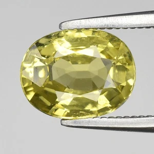 π 1.39ct VS Oval Natural Greenish Yellow Chrysoberyl - Madagascar, Gemstone - Picture 1 of 4