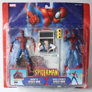 SPIDERMAN 2005 SPIDER STRENGTH + MAGNETIC SPIDER MAN DOUBLE FIGURE TOY BIZ NEW ! - Picture 1 of 7