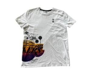 Camiseta blanca gráfica Hollister Los Angeles Lakers Collab talla grande unisex - Imagen 1 de 3