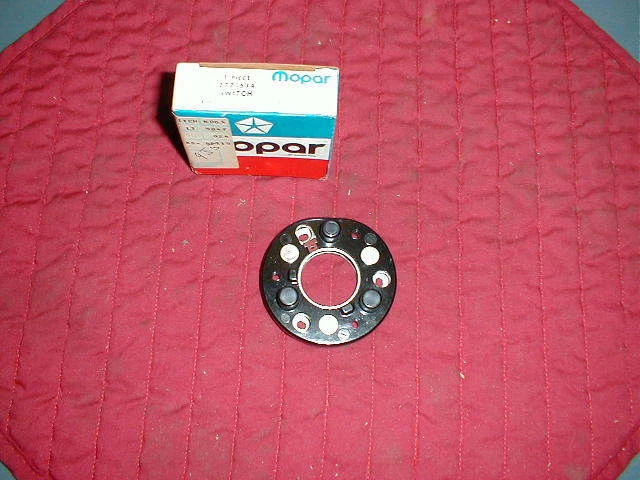 NUEVO DE LOTE MOPAR 1967-73 INTERRUPTOR DE BOCINA TODO CON ANILLO COMPLETO Foto 1 de 1