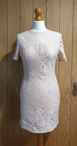 BooHoo size 10 pale pink short sleeve lined fitted lace dress - Picture 1 of 7