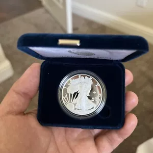 2020 W End of World War II 75th Anniversary American Eagle Privy V75 Silver 20XF - Picture 1 of 6
