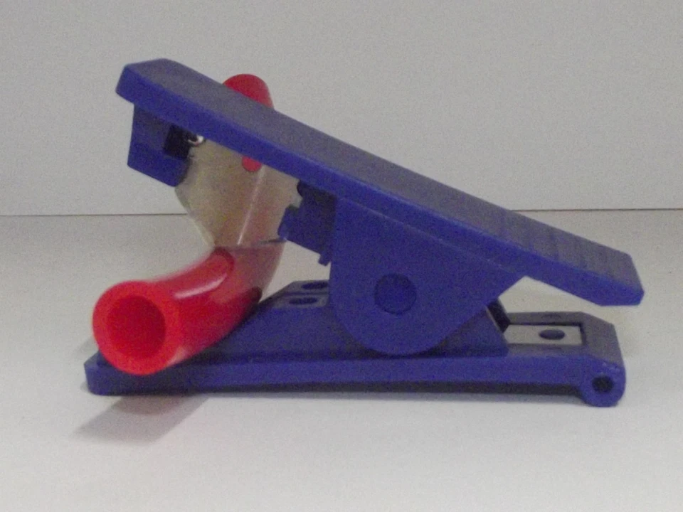 CONTEXT Nylon Tube Cutters and Plastic pipe Cutter snippers will cut plastic Tubing